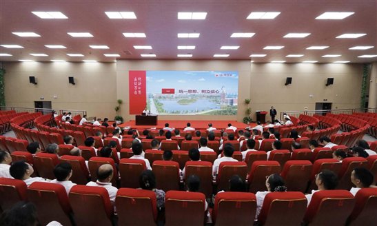 【学校动态】WilliamHill中文官方网站赴安阳学院评建工作学习考察