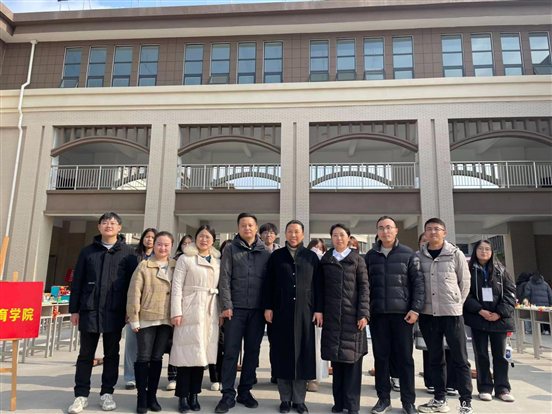 6EB8618CB0AB50D175FF93DBB316E433