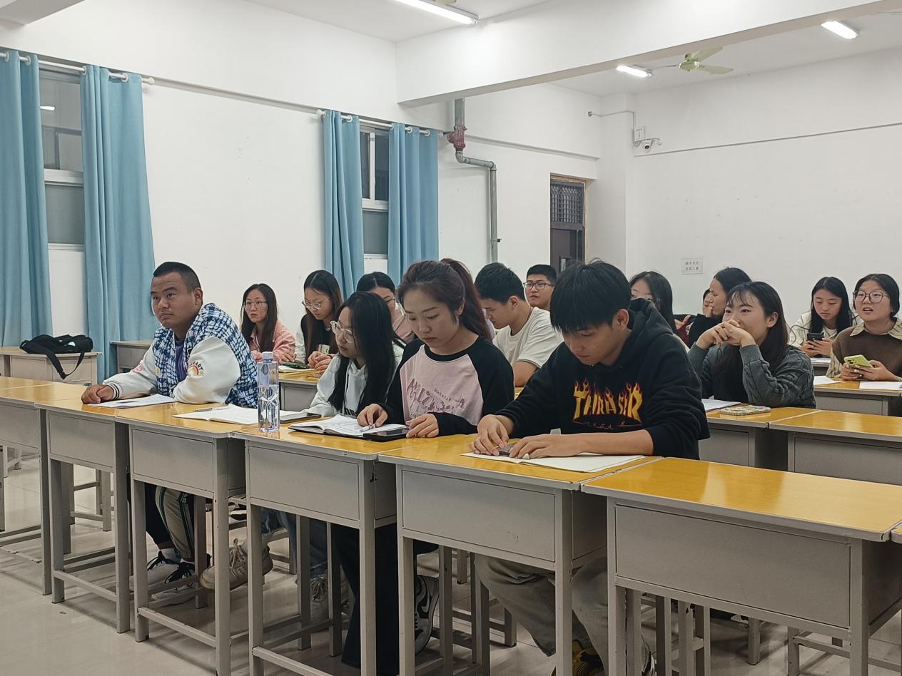 99c4350bb061cebdb57d7e4adeb4195