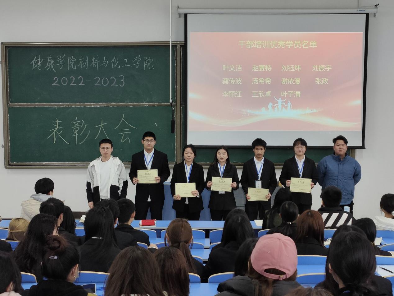 图示, 示意图

中度可信度描述已自动生成:ver1