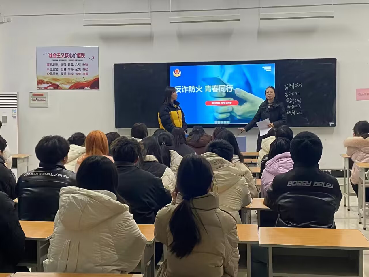 QYU`K`F[YC{9%X7KZDF8(3B_tmb