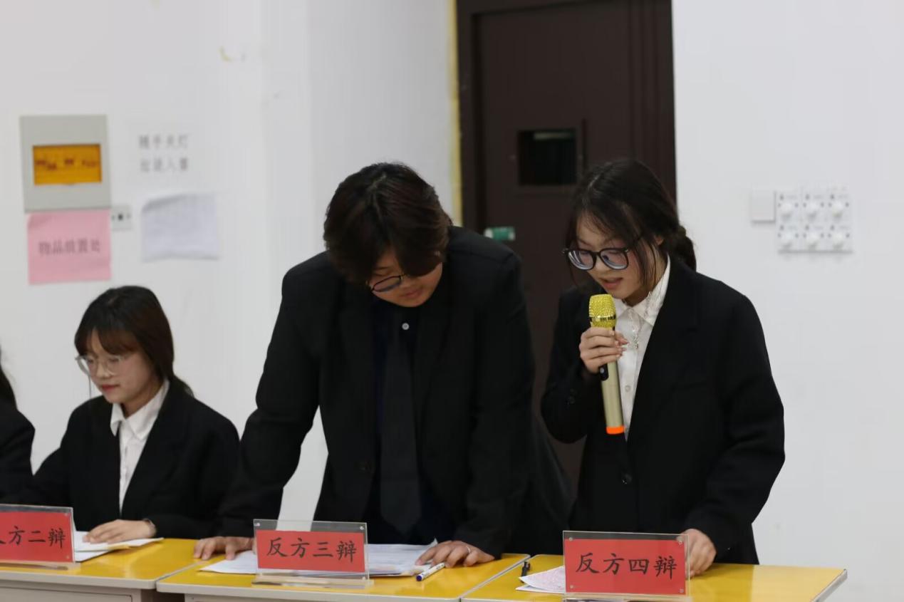 A165D169505603776CCAB15727A1359E