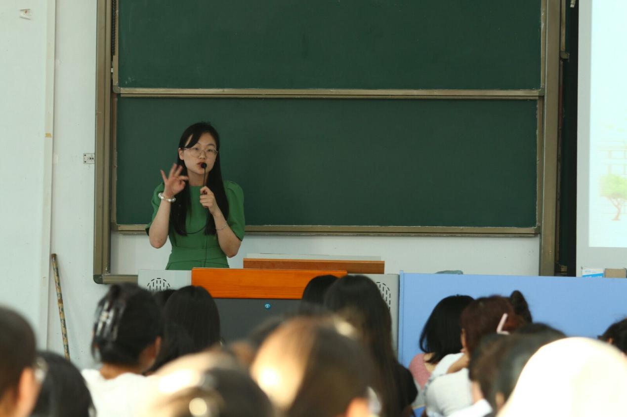 76c246e5e5ea9544e70cb2f102fba65d