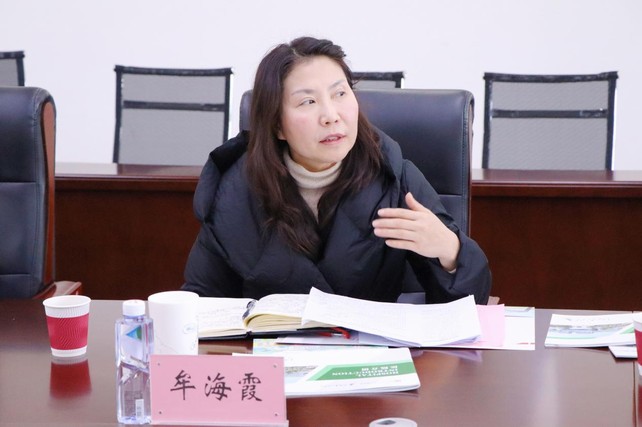 adb707f9a99844a560a83d66e0c53825