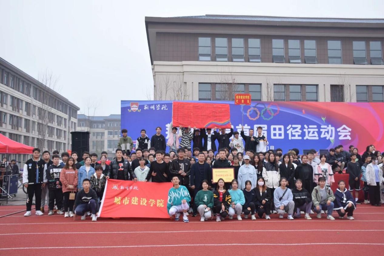 736AE8F3F3D9BF8F32758C12DFE482D2