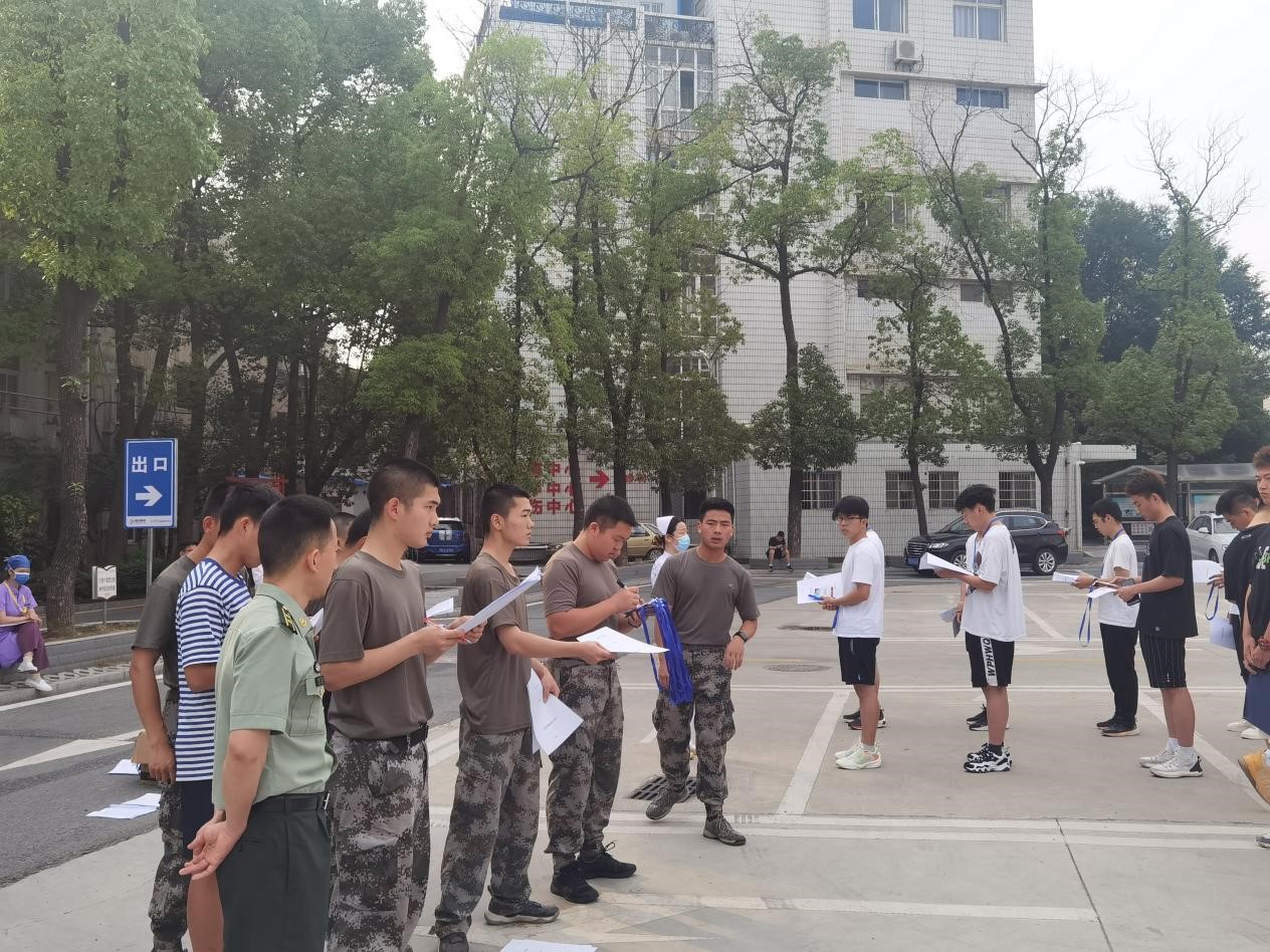 图 3 - 荆州市沙市区人武部罗庆副部长现场指导.jpg