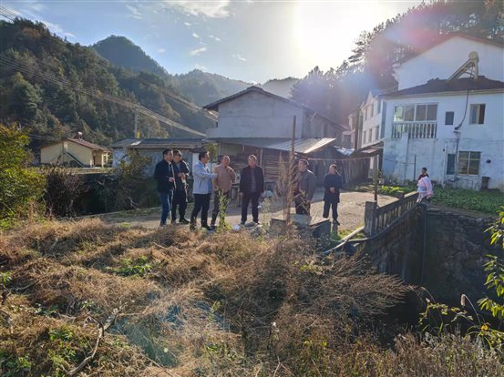 138674ec850028ce48bff2a1c761f95