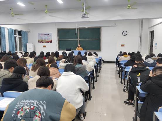 8692FAB01F40C1EA4CBA8C18886A0A22