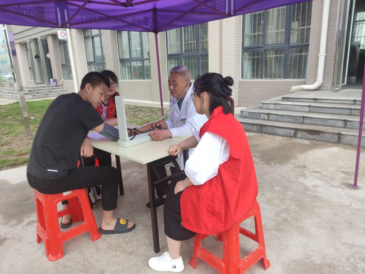 6BF79D02F9C7B63BF12D3D9A4AFEBD4B