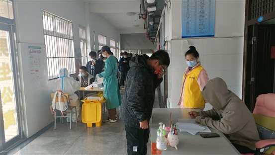 26D05300F04AA1B336CE3FE8CC923CC1