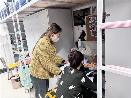 2EE152B7A927431EE7053110BBFAFF6C