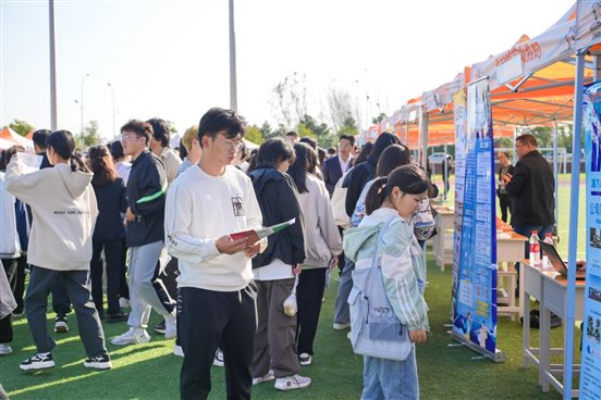 a513849f9f278a27e0a57c0298d5ea8