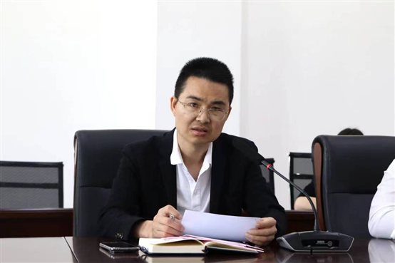 e551364f69dd334381e88cd03da5353