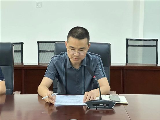 C:UsersYora余Desktop新建文件夹.jpg4