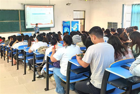 a25217f243cfae76245e4b7a6c24780